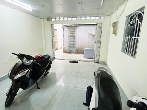 Ban nha 3 tang Thanh Thai Q10 61m2 5