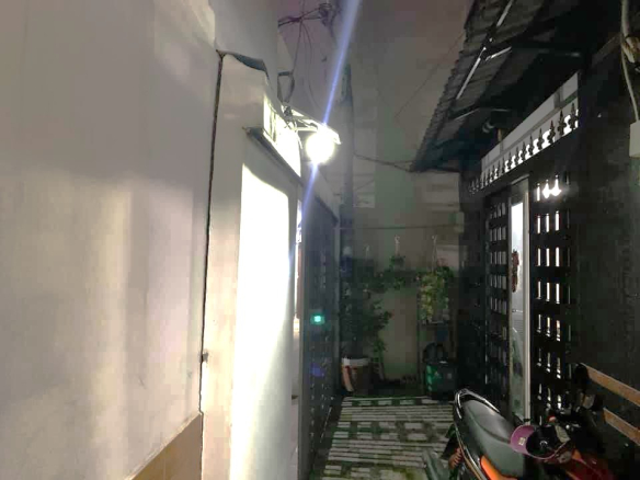 Ban nha 372 CMT8 30m2 6 Ty 6