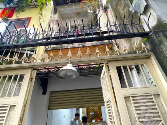 Ban nha 4 tang Hai Ba Trung 35m2 5.5 Ty 2