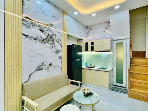 Ban nha CMT8 571 20m2 4tang 3.85Ty 5