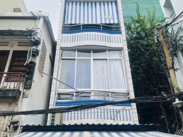 Ban nha Nguyen Thien Thuat Q3