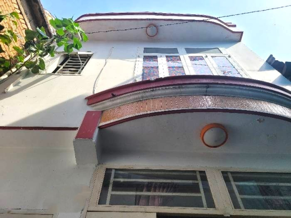 Bán nhà 3 tầng đường Cách Mạng Tháng 8 32m2 4.3 Tỷ