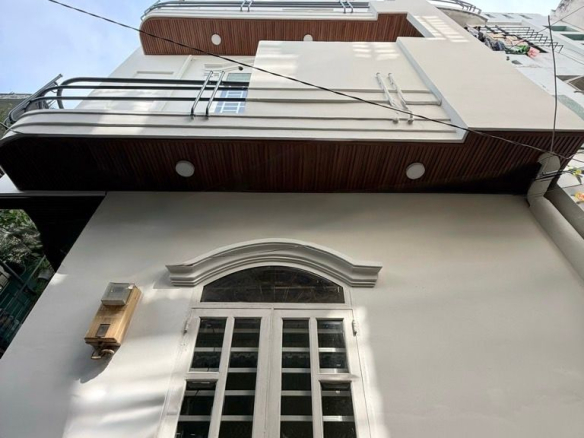 Ban nha Quan 3 Hoang Sa 30m2 4tang 4.5ty 1